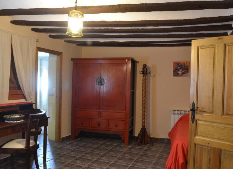 Hotel Rural La Aldea Encantada Quintanilla del Monte de Rioja 部屋 写真